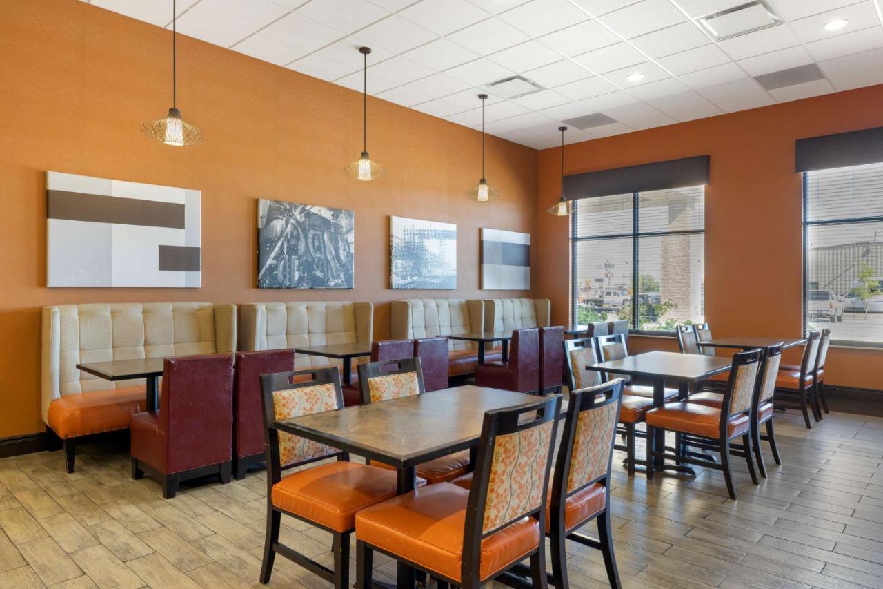 Best Western Plus North Platte Inn & Suites Buitenkant foto